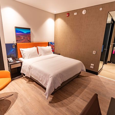 Hampton By Hilton Antofagasta Hotel Exterior photo