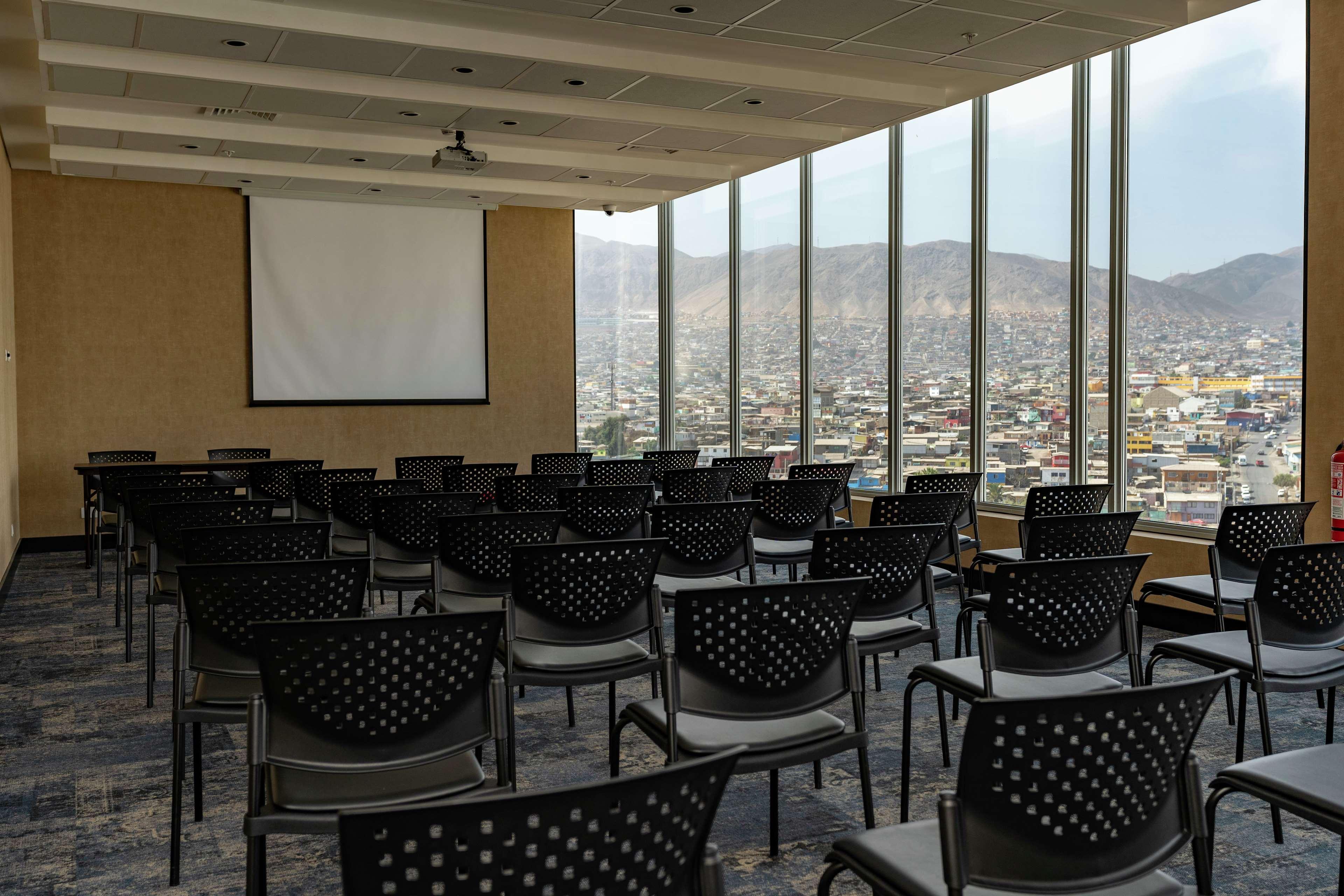 Hampton By Hilton Antofagasta Hotel Exterior photo