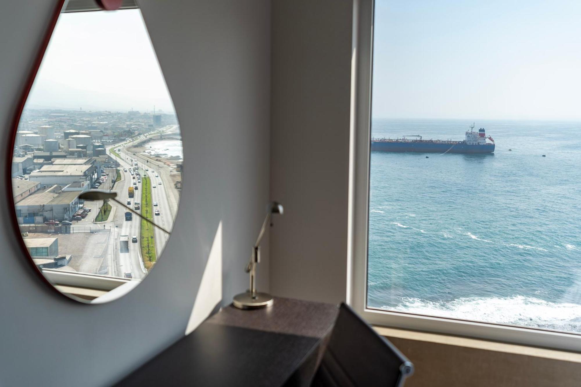 Hampton By Hilton Antofagasta Hotel Exterior photo