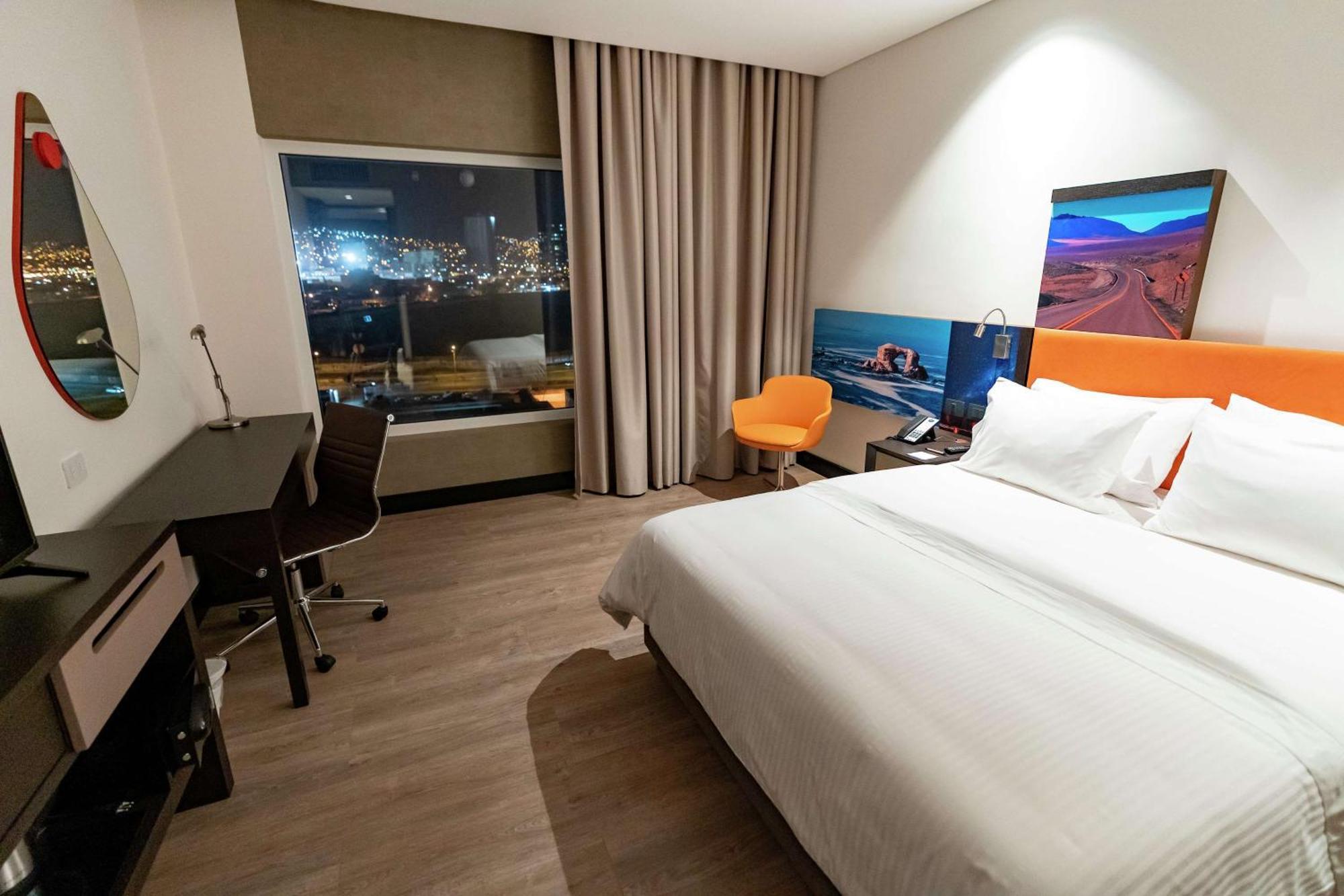 Hampton By Hilton Antofagasta Hotel Exterior photo