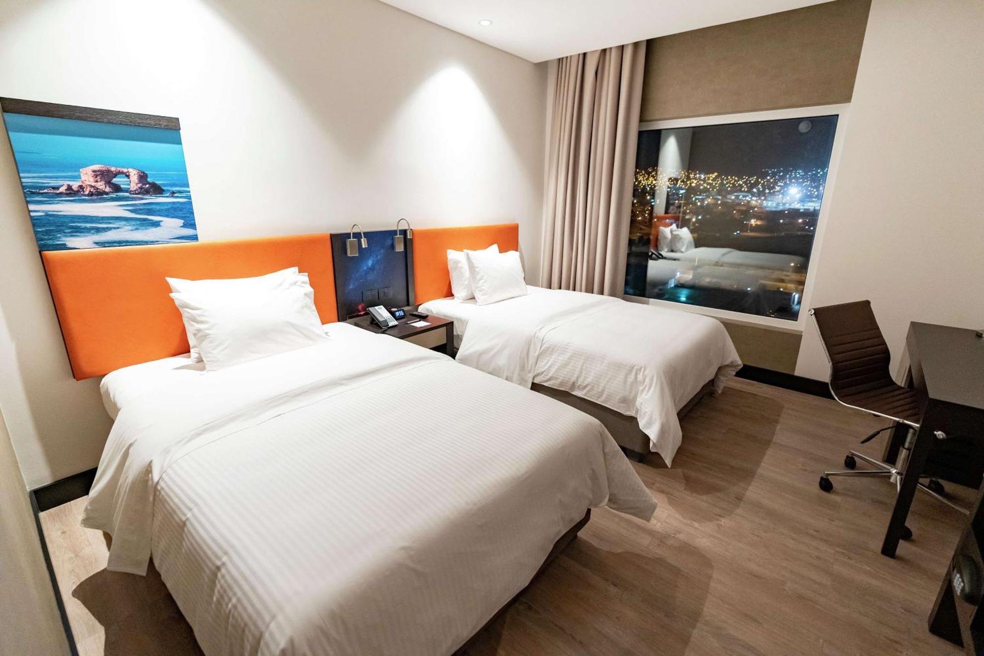 Hampton By Hilton Antofagasta Hotel Exterior photo