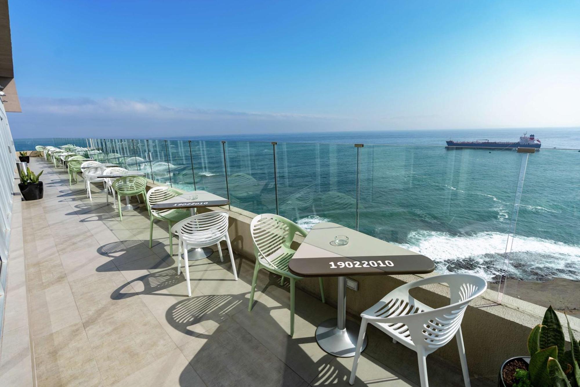 Hampton By Hilton Antofagasta Hotel Exterior photo