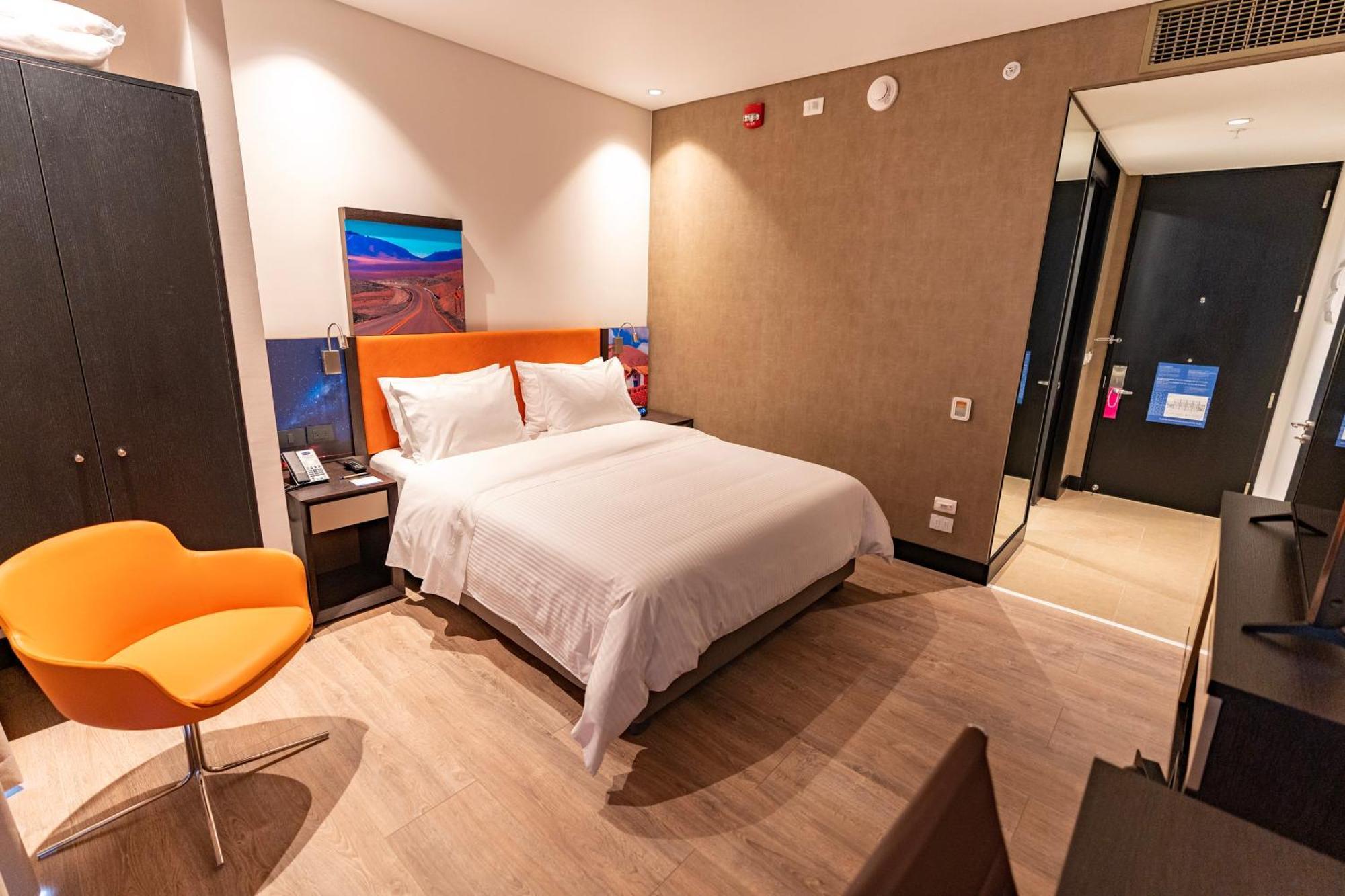Hampton By Hilton Antofagasta Hotel Exterior photo